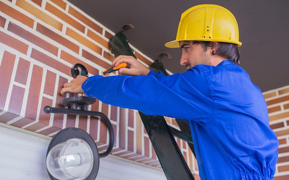 l'électricien Le Pecq