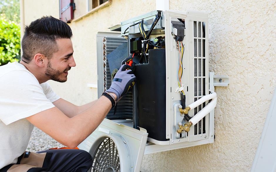 l'électricien Le Pecq